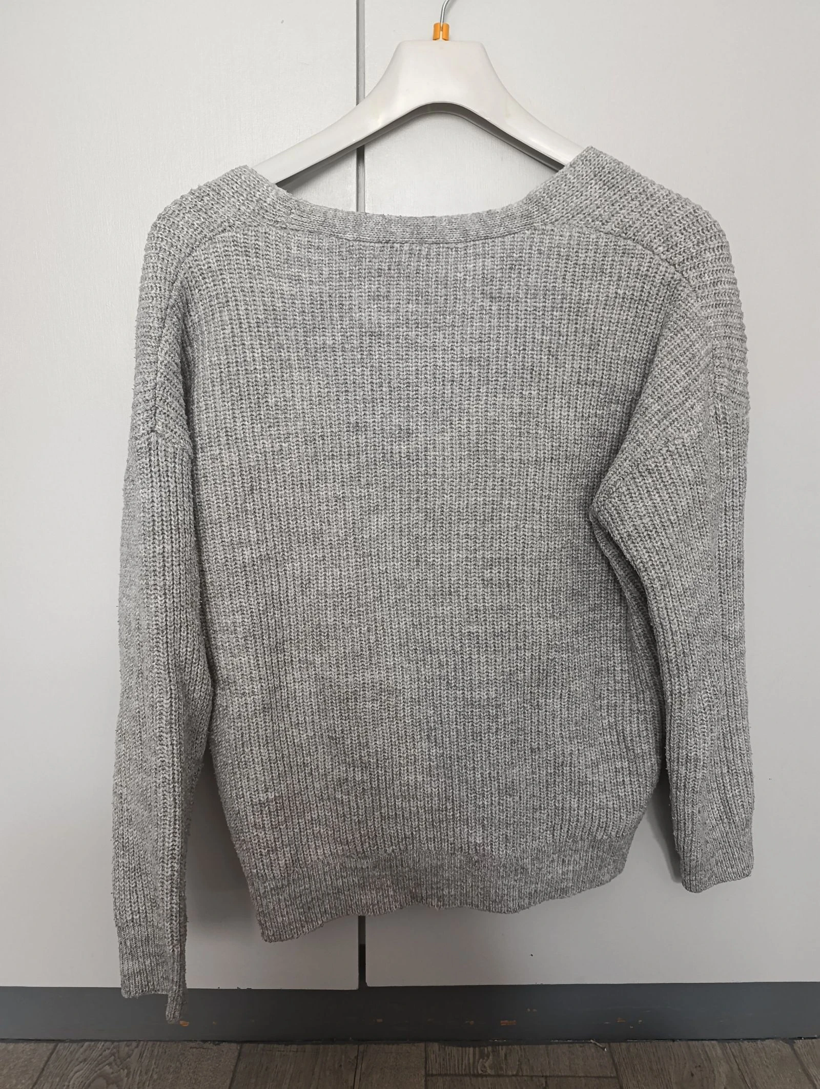 Kiabi brand sweater in size 38-M – photo 4